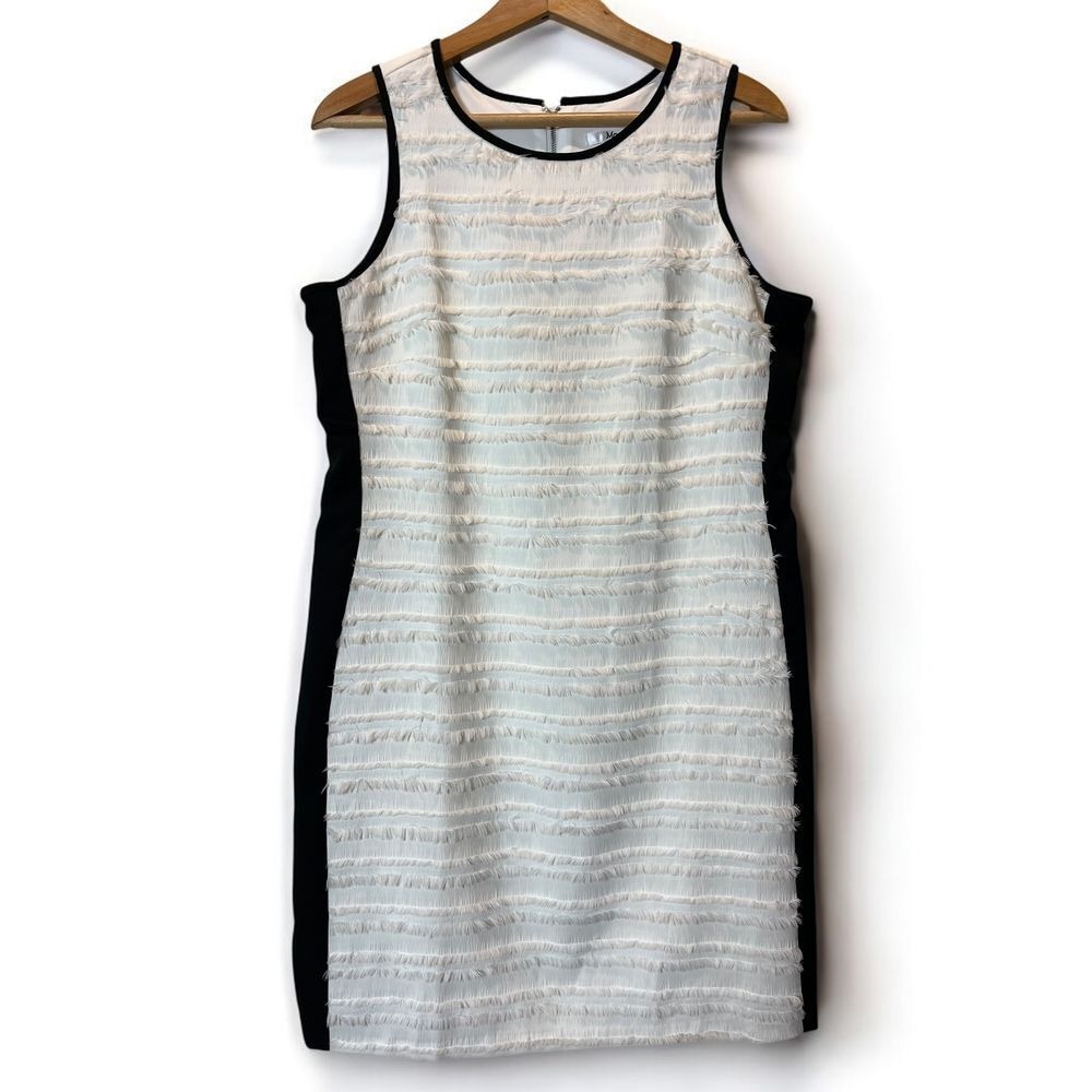 Masseys dress size medium semi formal white and‎ black sleeveless above knee